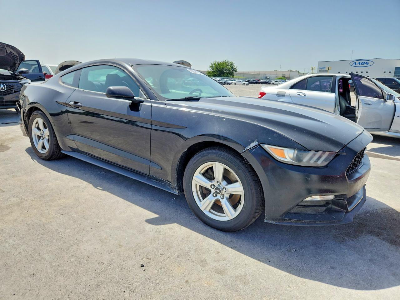 2016 Ford Mustang - zdjęcie 4