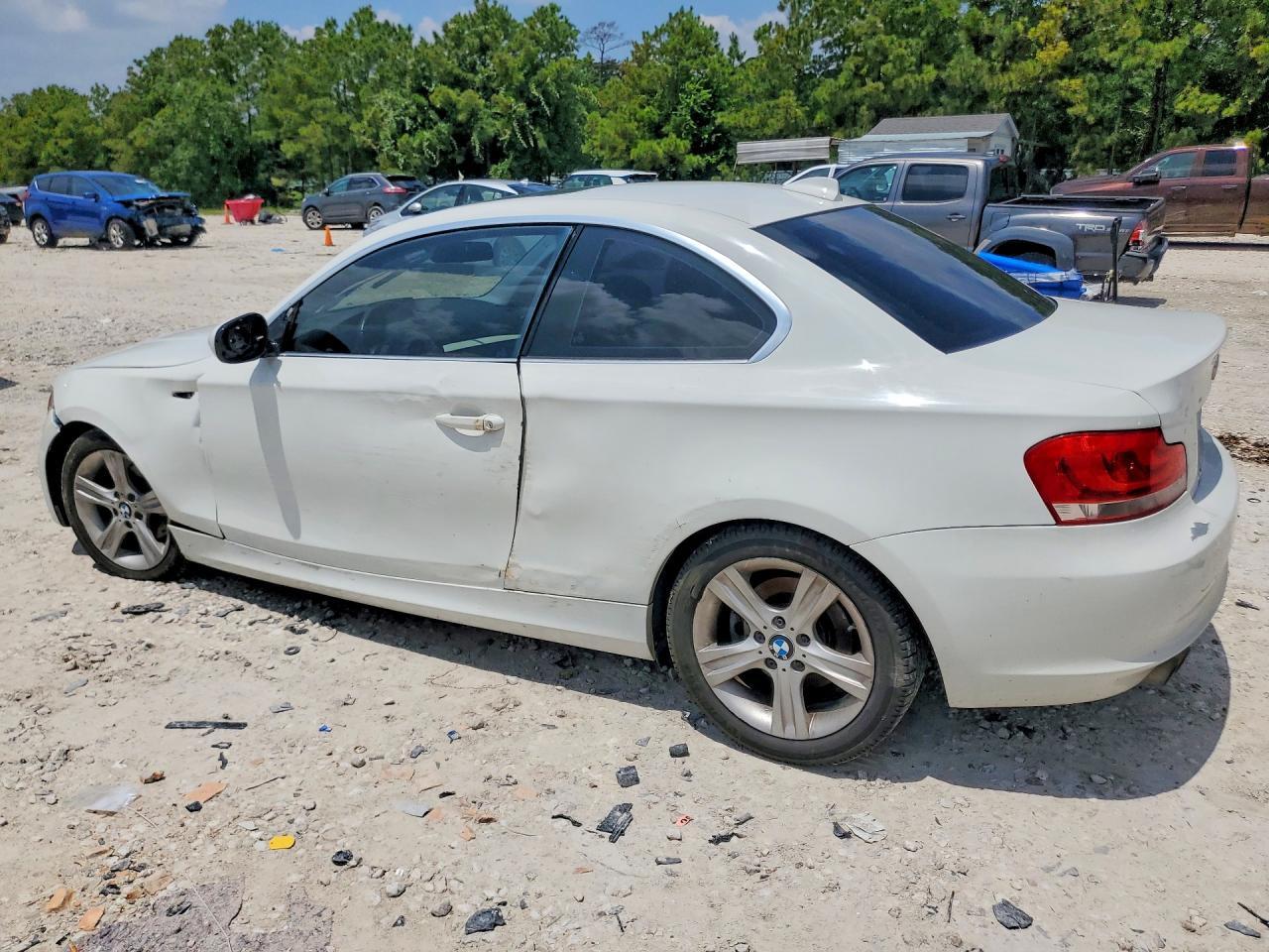 2013 BMW 128 I - zdjęcie 2