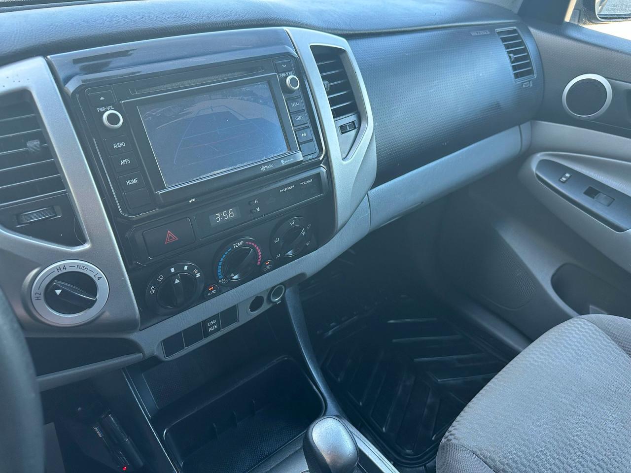 2014 Toyota Tacoma Base V6 - zdjęcie 12