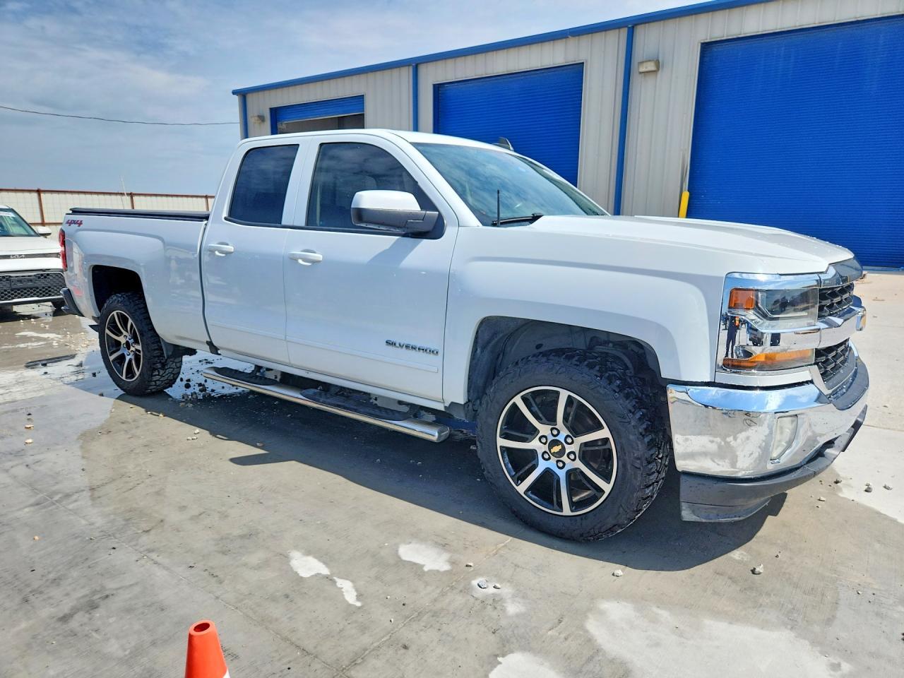2016 Chevrolet Silverado K1500 Lt - zdjęcie 4