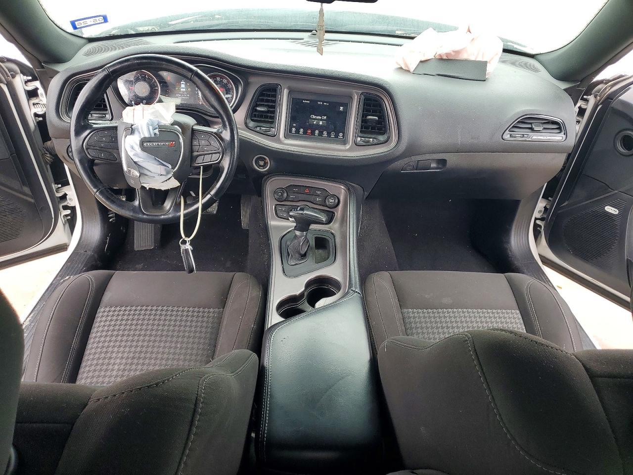 2023 Dodge Challenger Sxt - zdjęcie 8