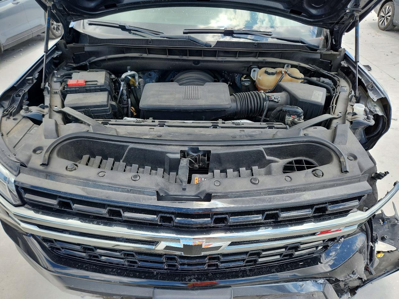 2021 Chevrolet Tahoe K1500 Z71 - zdjęcie 12