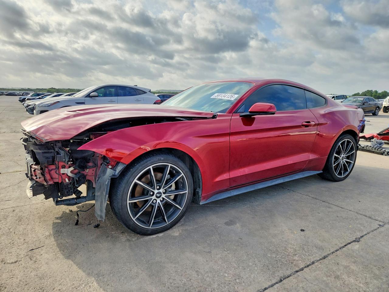 2018 Ford Mustang - zdjęcie główne
