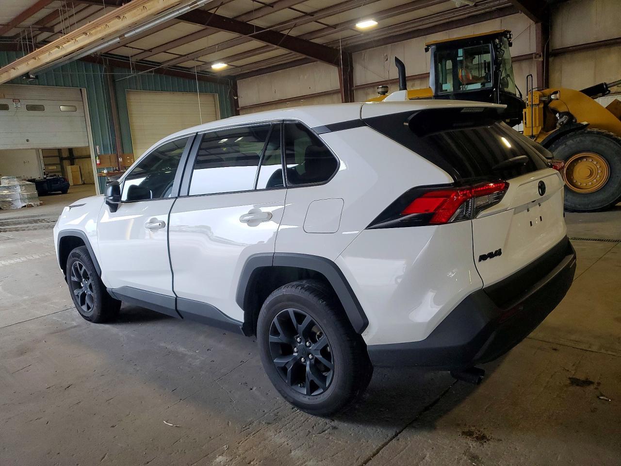 2025 Toyota Rav4 Le - zdjęcie 2