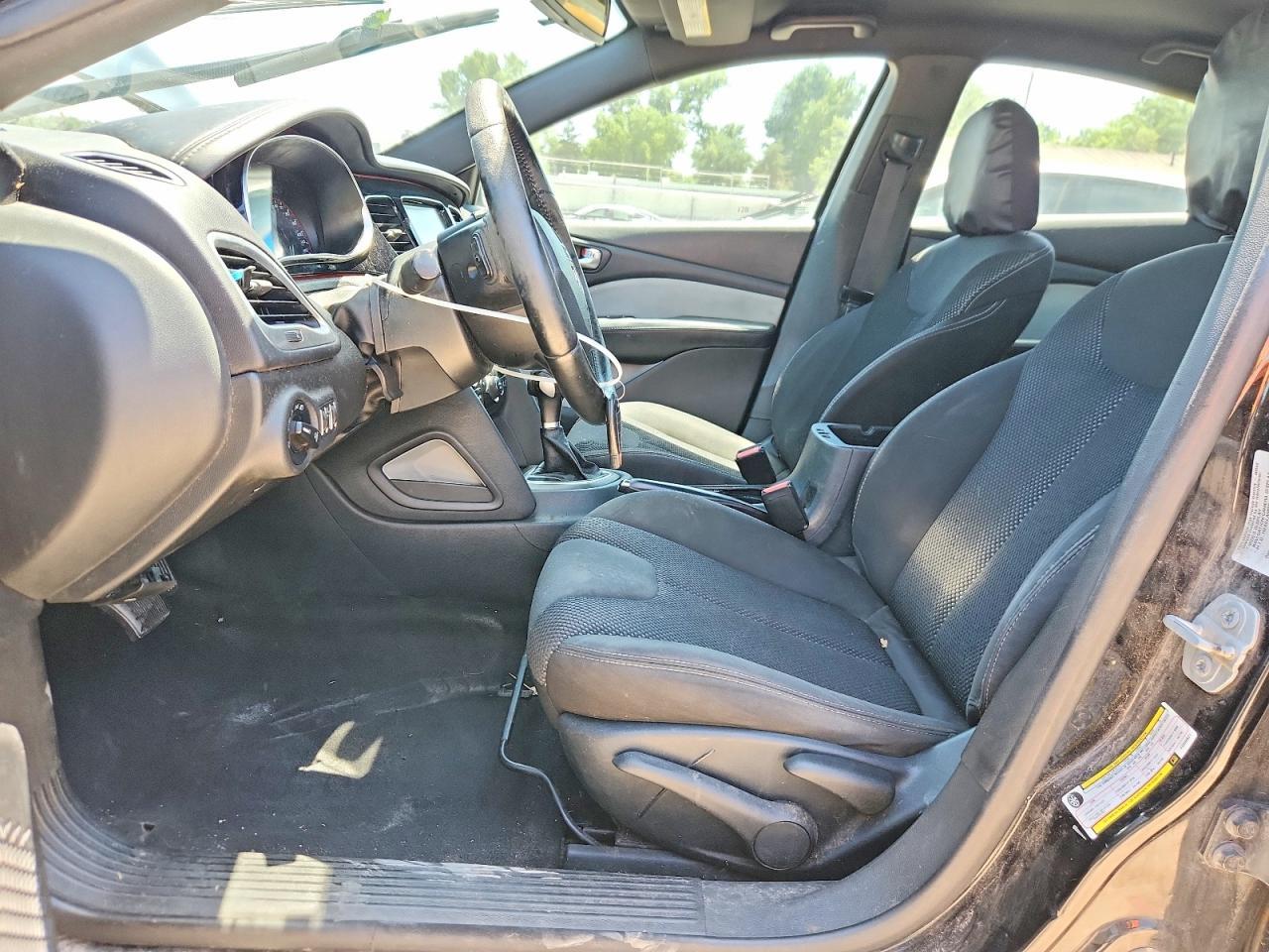 2015 Dodge Dart Sxt - zdjęcie 7