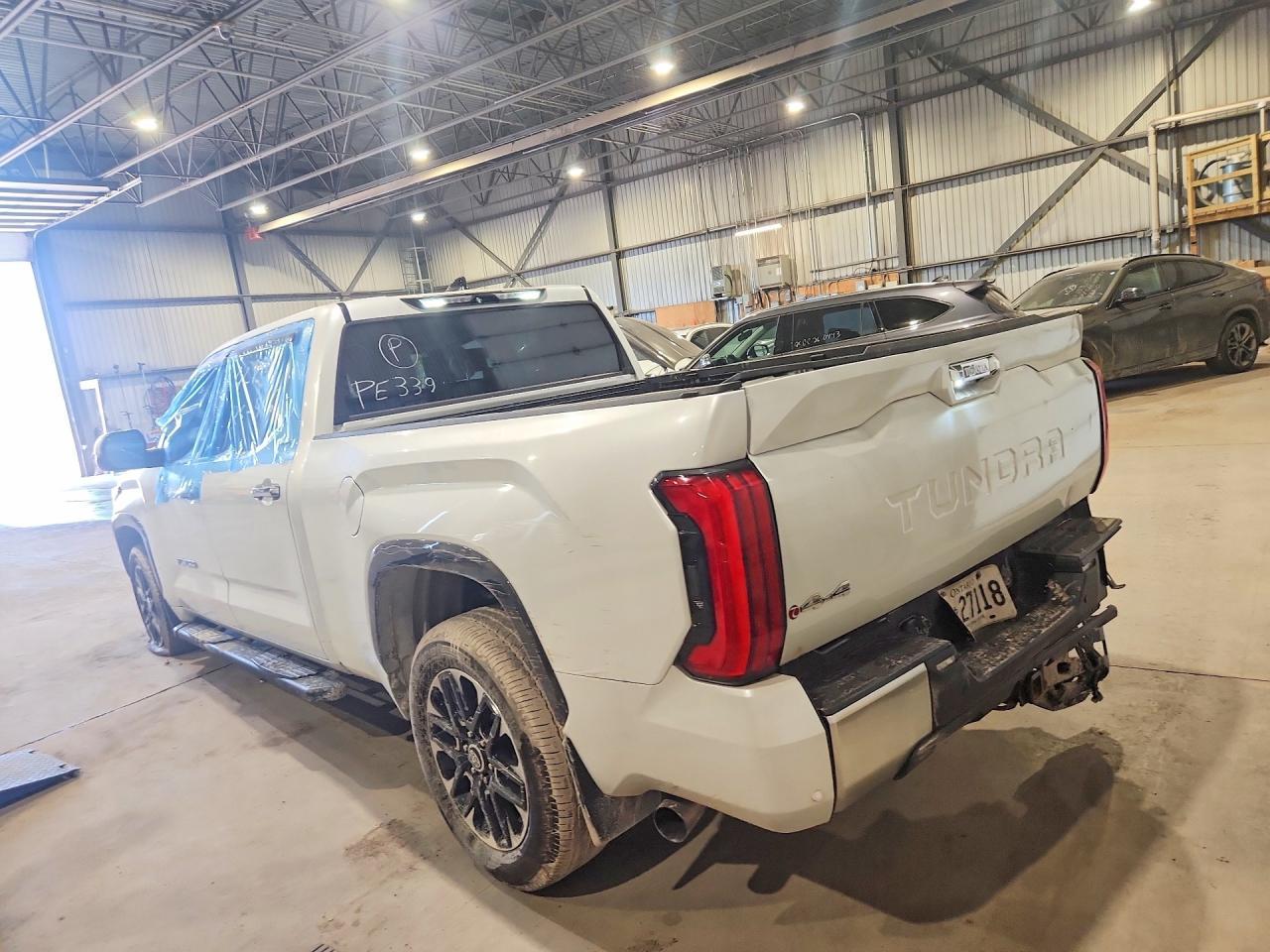 2023 Toyota Tundra Crewmax Limited - zdjęcie 2