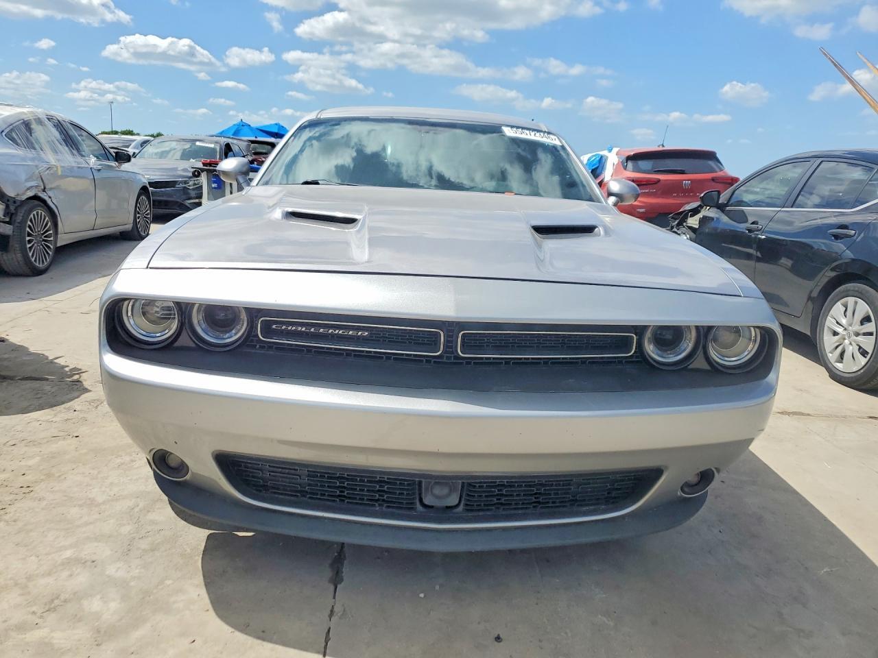 Dodge Challenger - zdjęcie 5