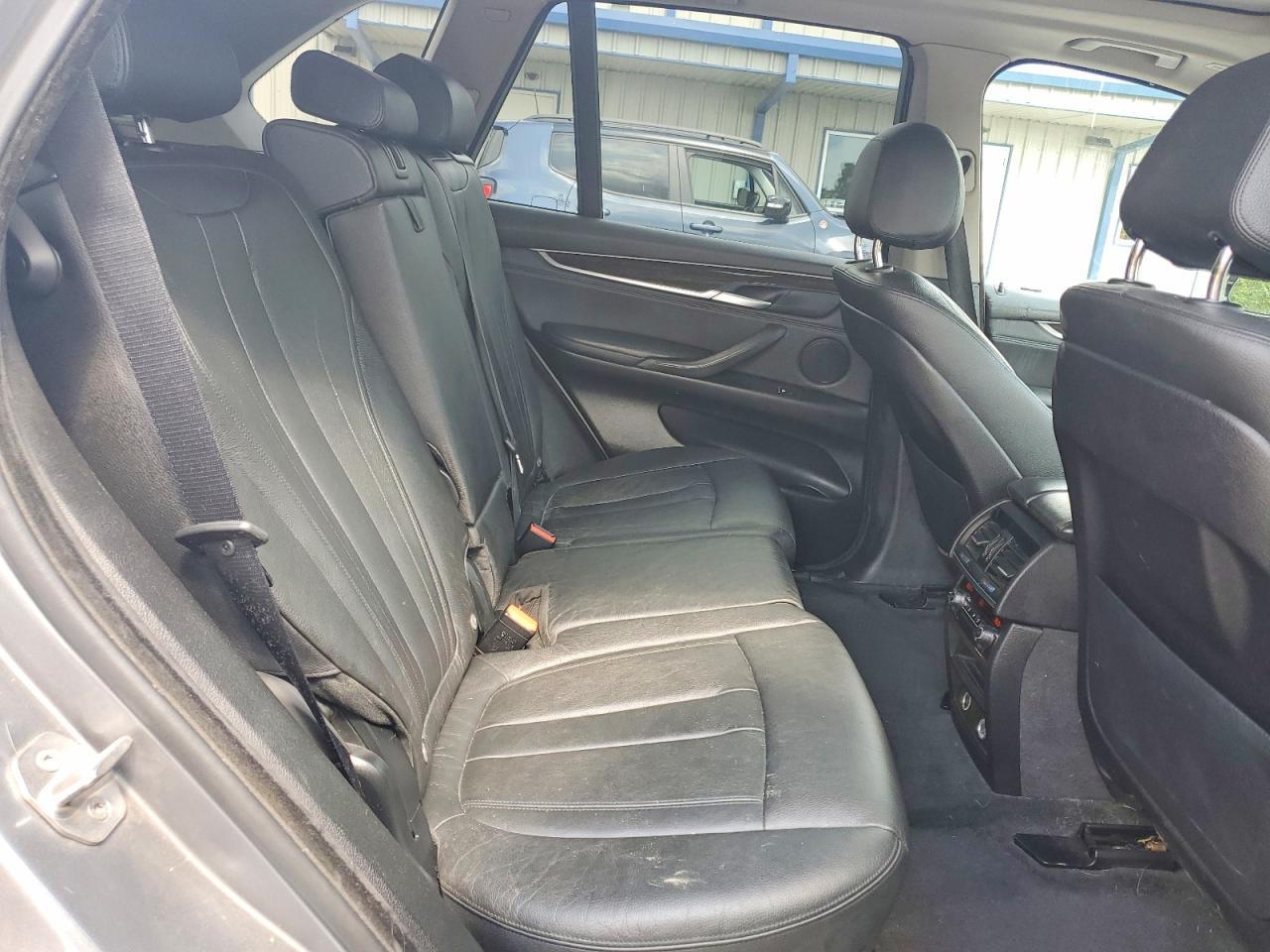 2016 BMW X5 xDrive35I - zdjęcie 11