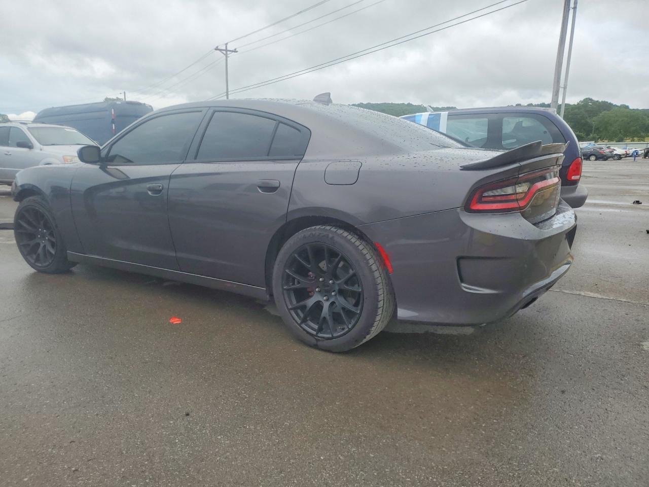 2016 Dodge Charger R/T - zdjęcie 2