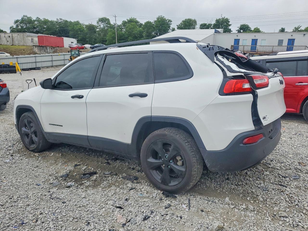 2016 Jeep Cherokee Sport - zdjęcie 2