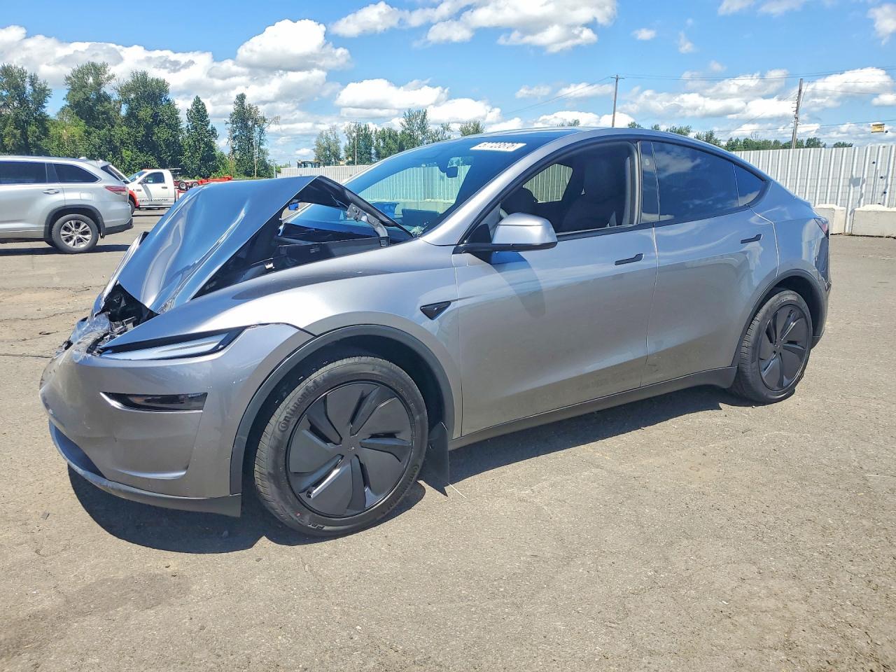 2026 Tesla Model Y - zdjęcie główne