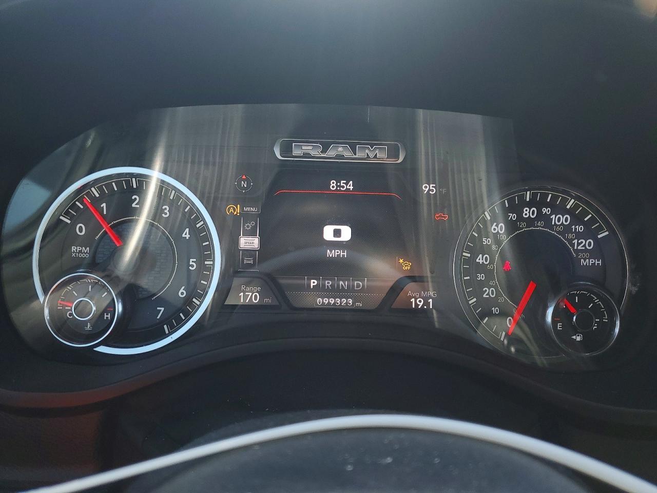 2021 Ram 1500 Laramie - zdjęcie 9