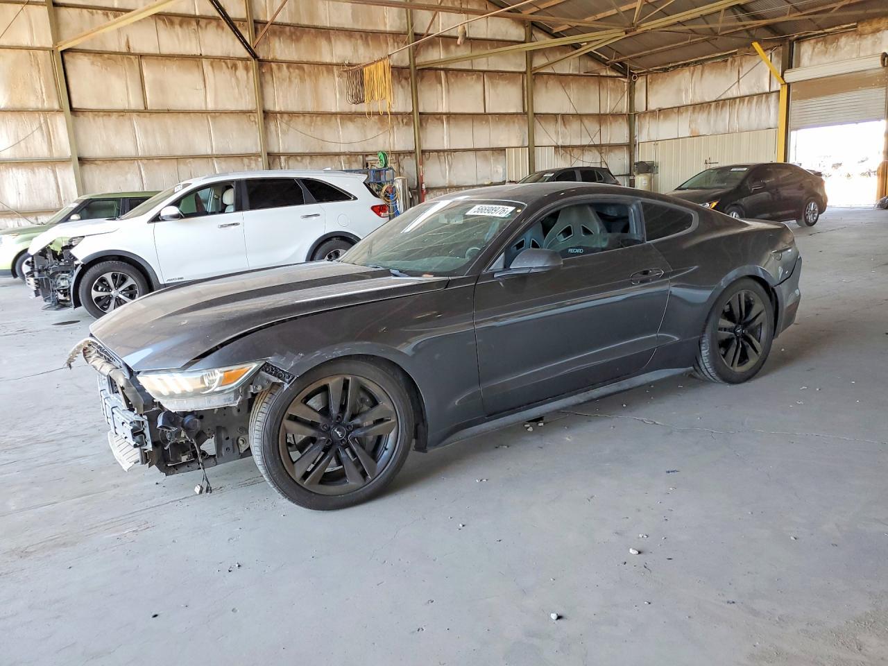 2015 Ford Mustang - zdjęcie główne