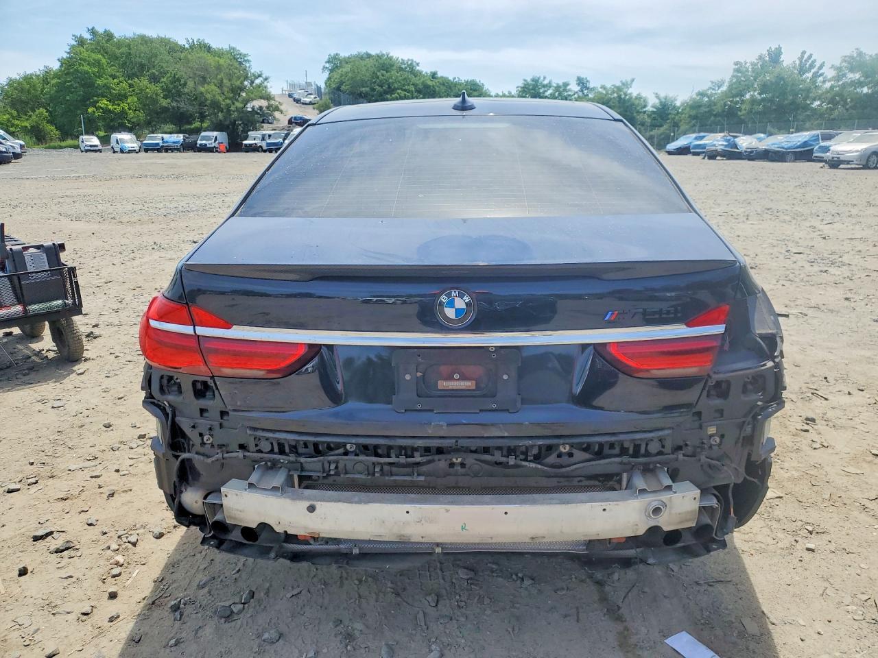 2016 BMW 750 I - zdjęcie 6