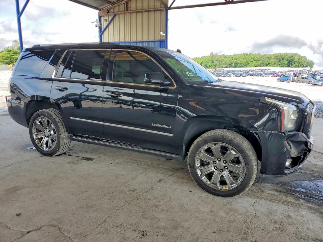 2015 GMC Yukon Denali - zdjęcie 4