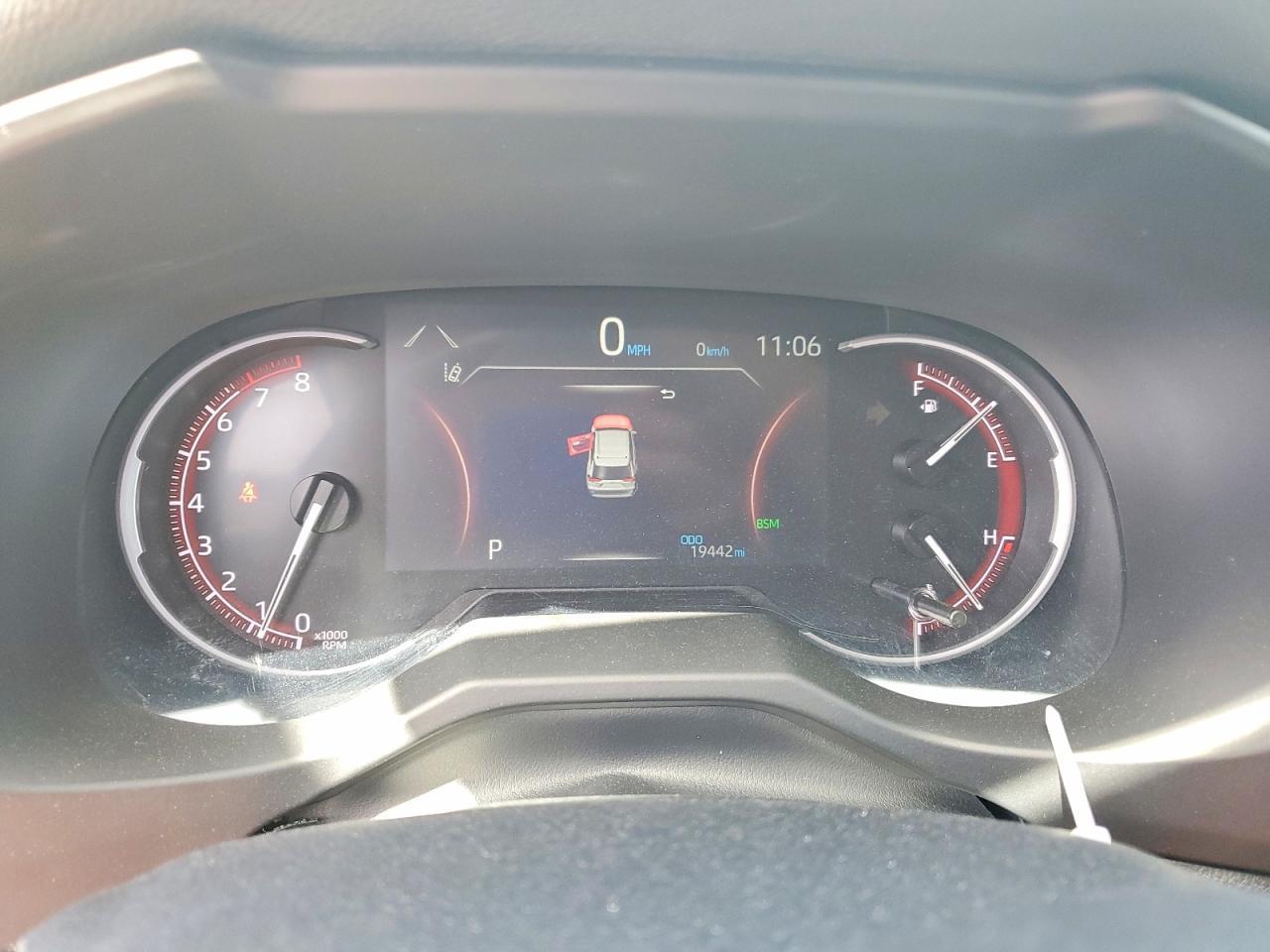 2024 Toyota Rav4 Xle - zdjęcie 9
