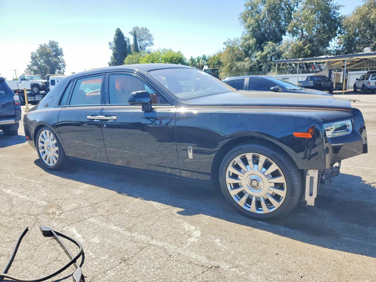 2023 Rolls-Royce Phantom - zdjęcie 4
