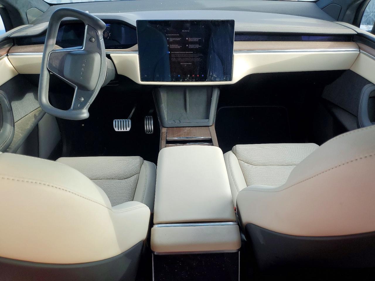 2022 Tesla Model X - zdjęcie 8