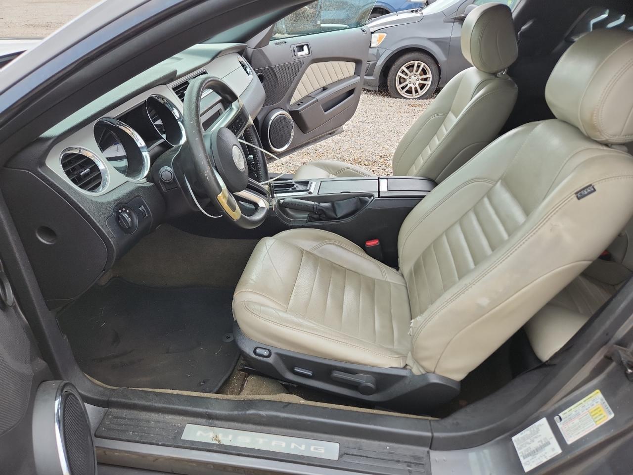 2014 Ford Mustang - zdjęcie 7