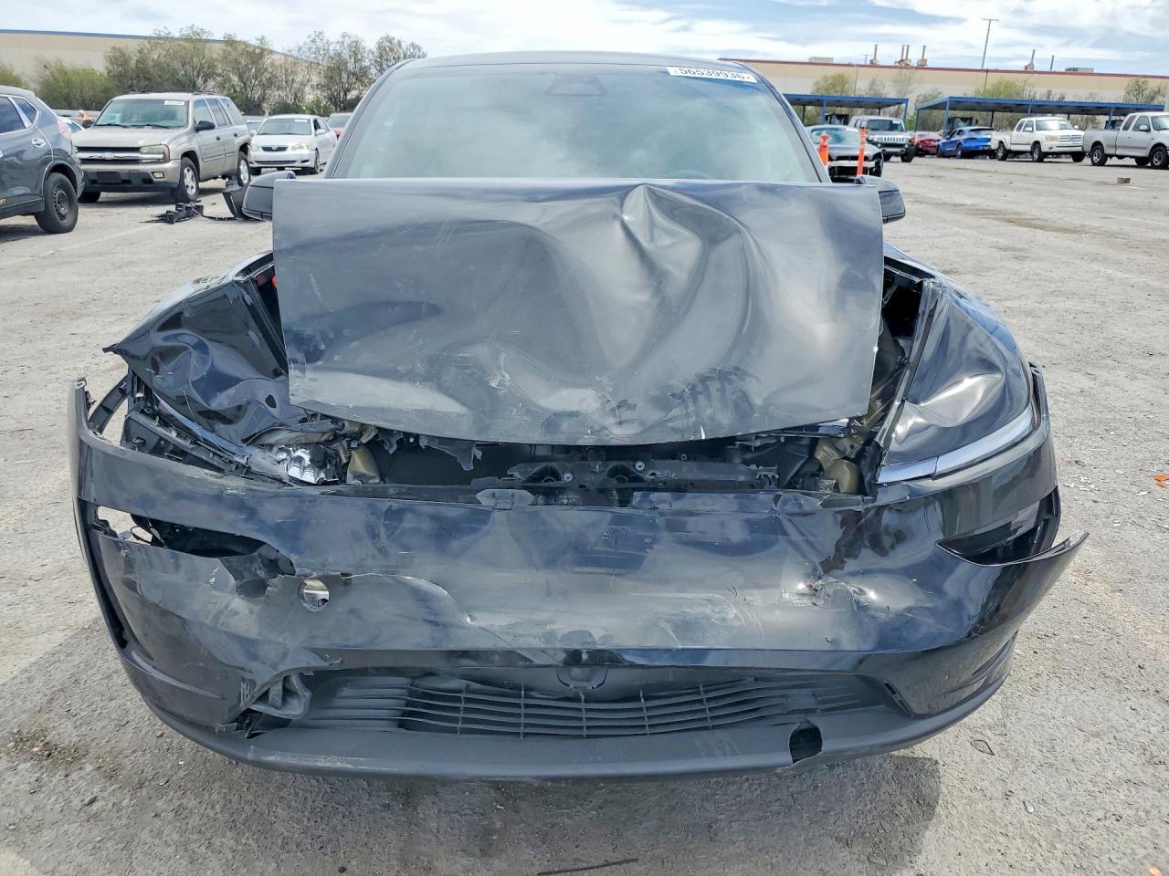 2026 Tesla Model Y - zdjęcie 5