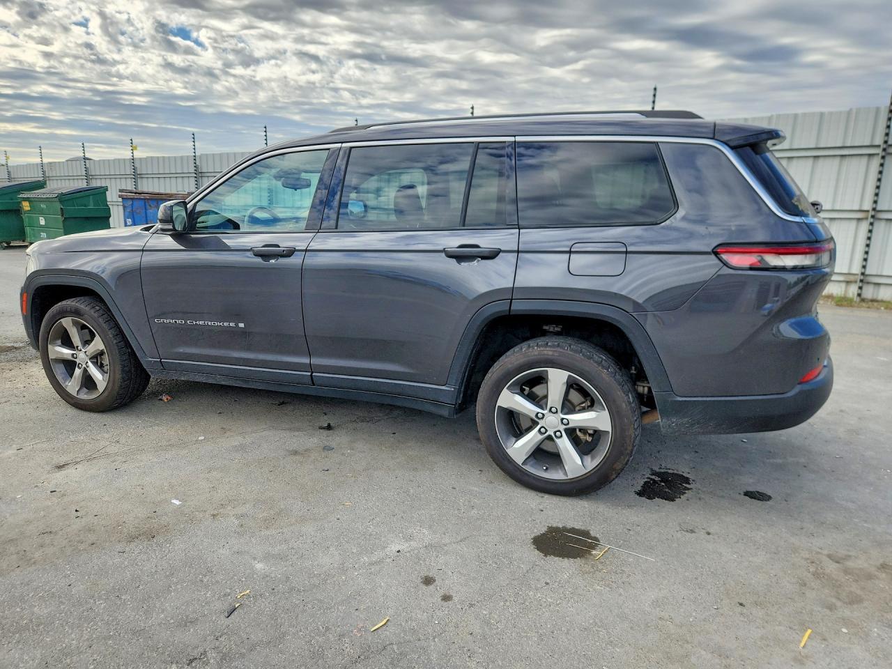 2022 Jeep Grand Cherokee L Limited - zdjęcie 2