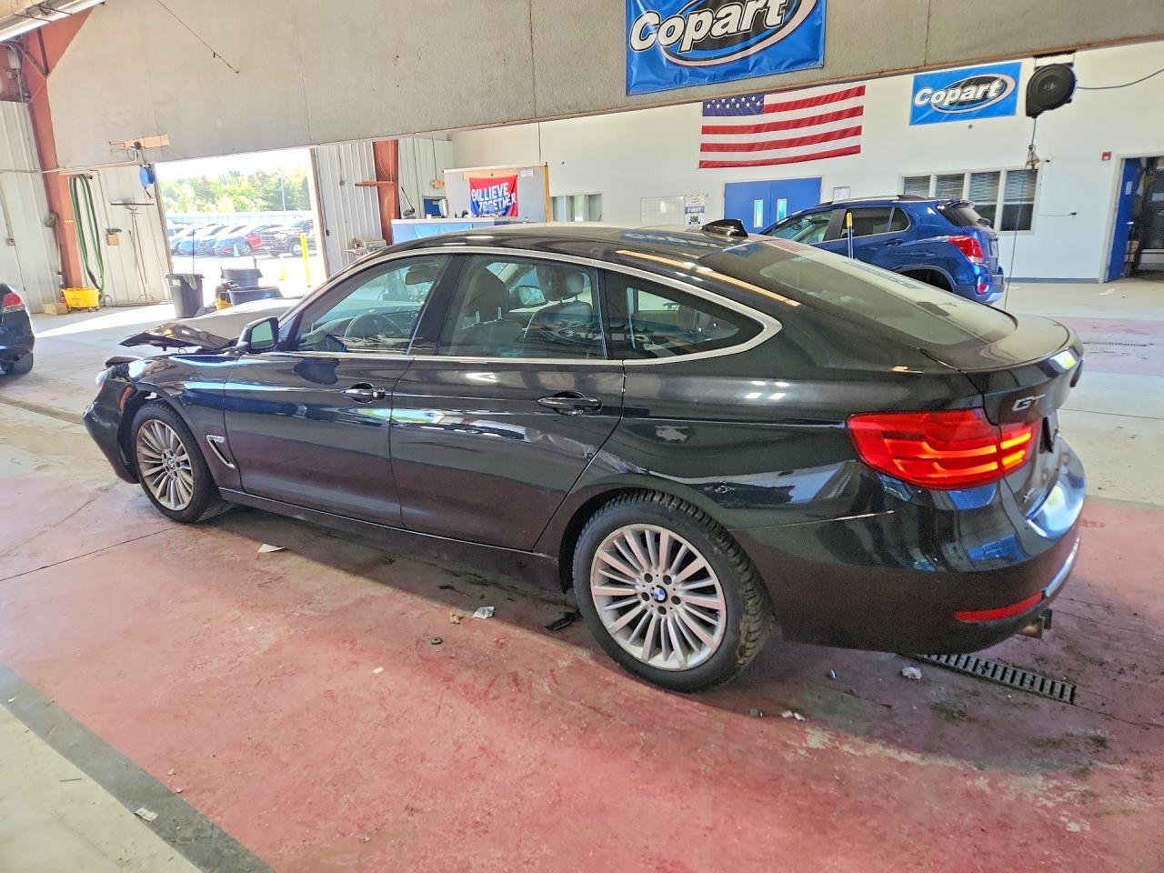 2015 BMW 328 Xigt - zdjęcie 2