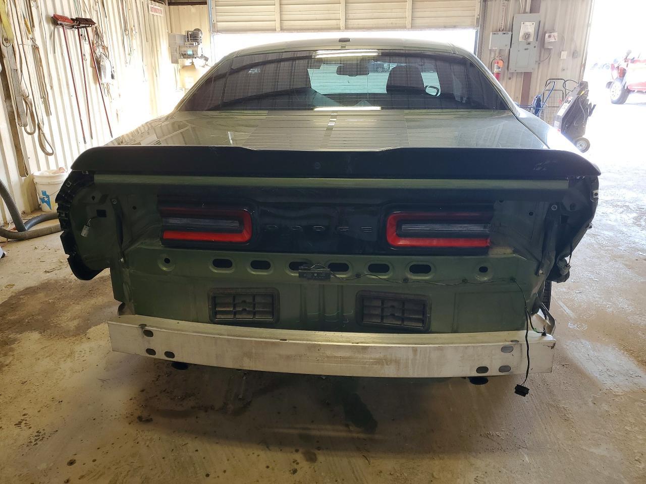 2022 Dodge Challenger Sxt - zdjęcie 6
