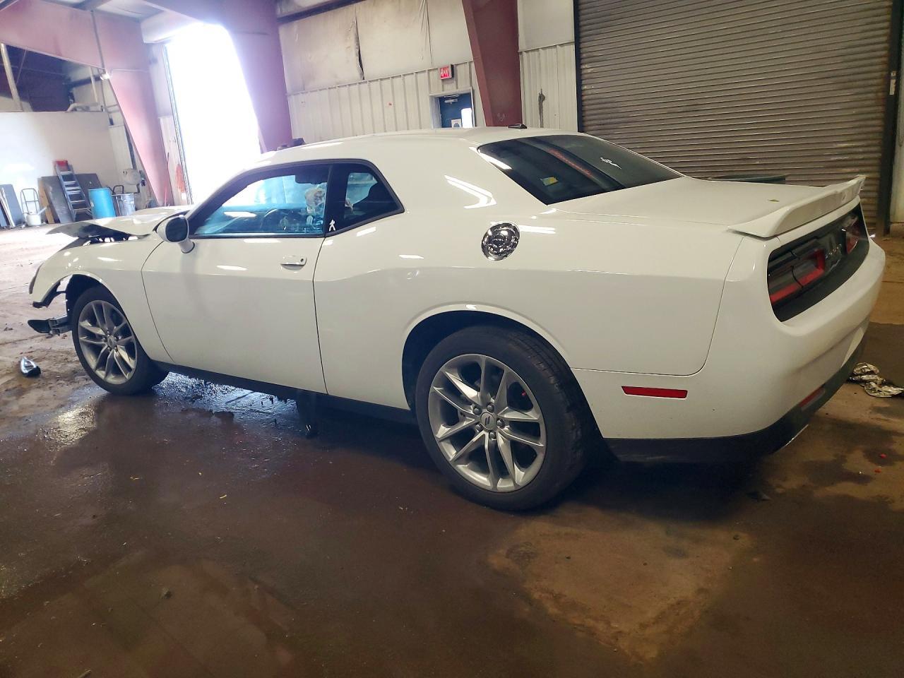 2022 Dodge Challenger Gt - zdjęcie 2