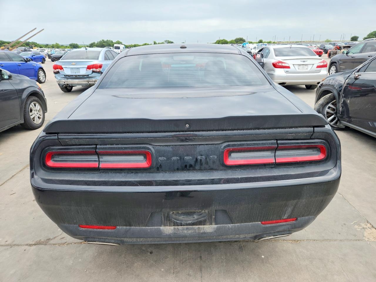 2021 Dodge Challenger Sxt - zdjęcie 6
