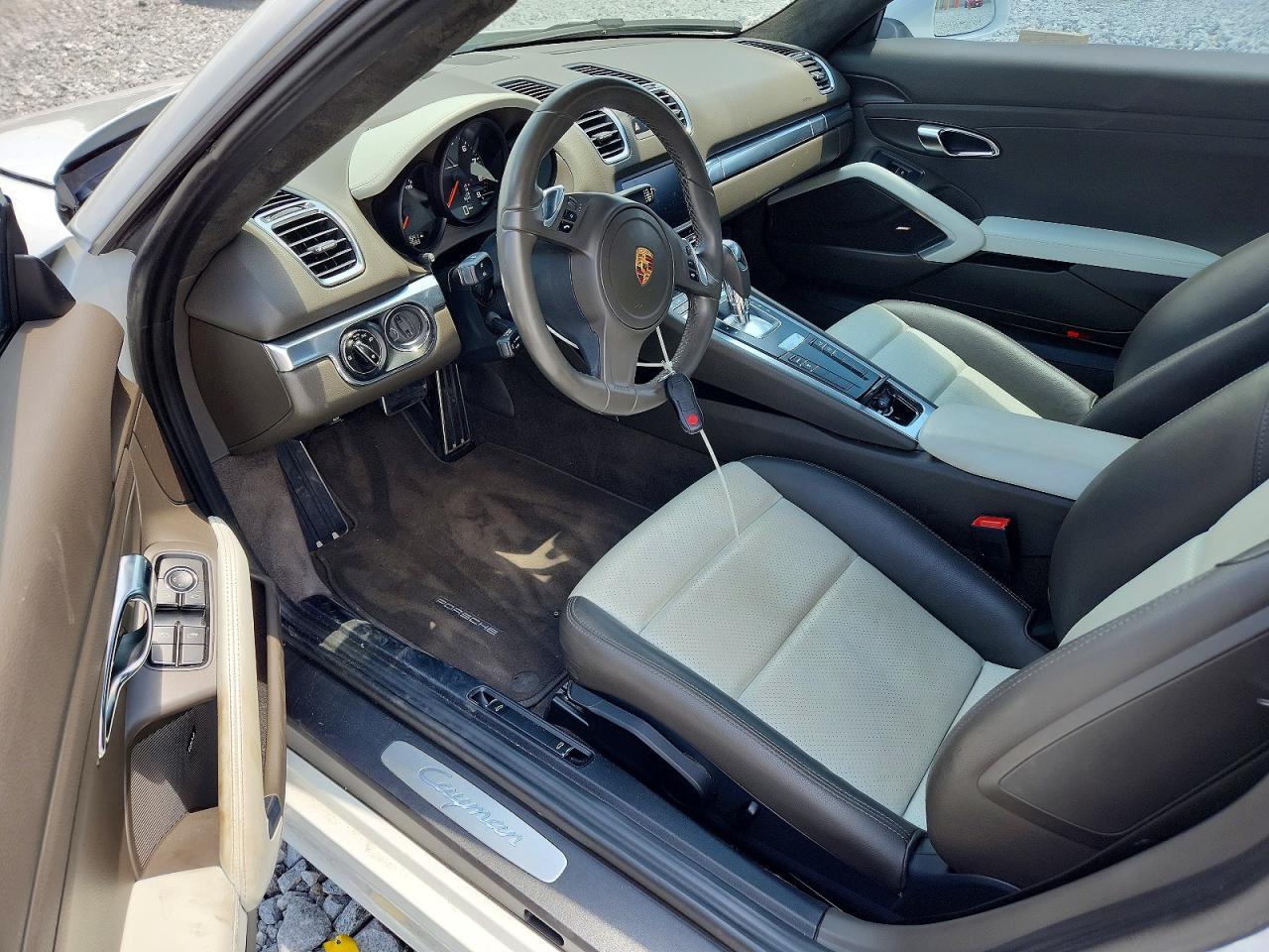 2016 Porsche Cayman - zdjęcie 8