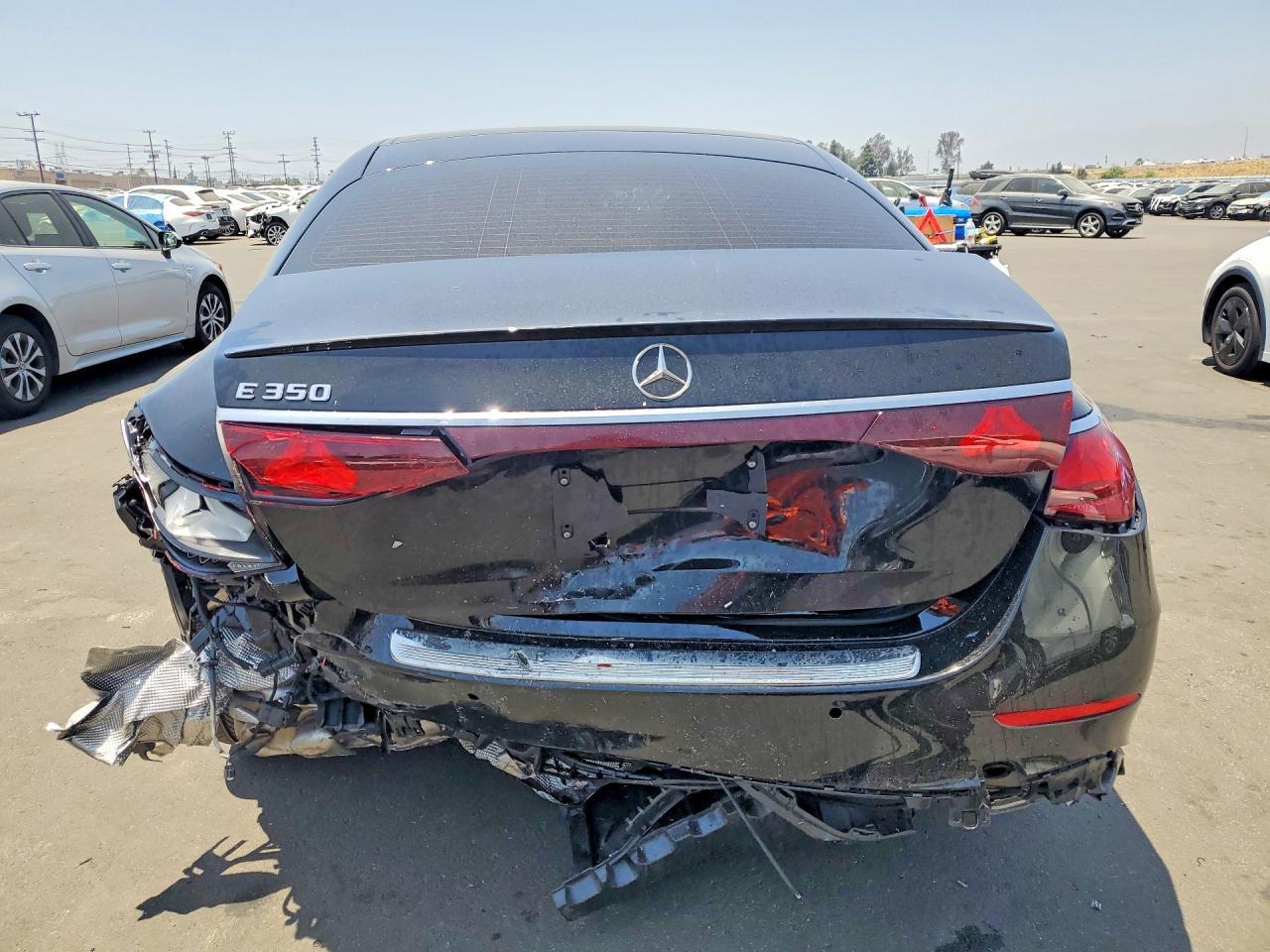 2026 Mercedes-Benz E 350 - zdjęcie 6