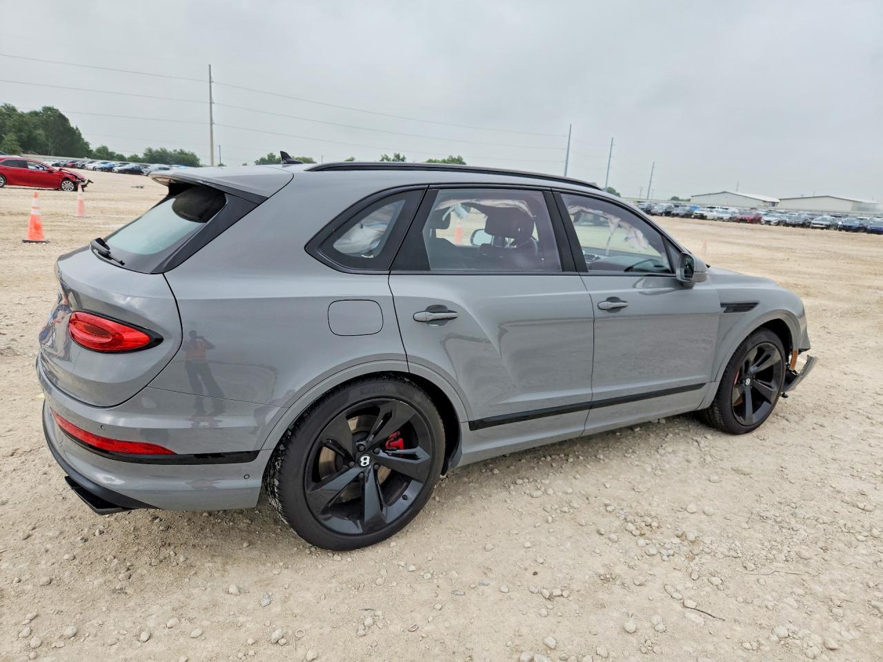 2023 Bentley Bentayga - zdjęcie 3