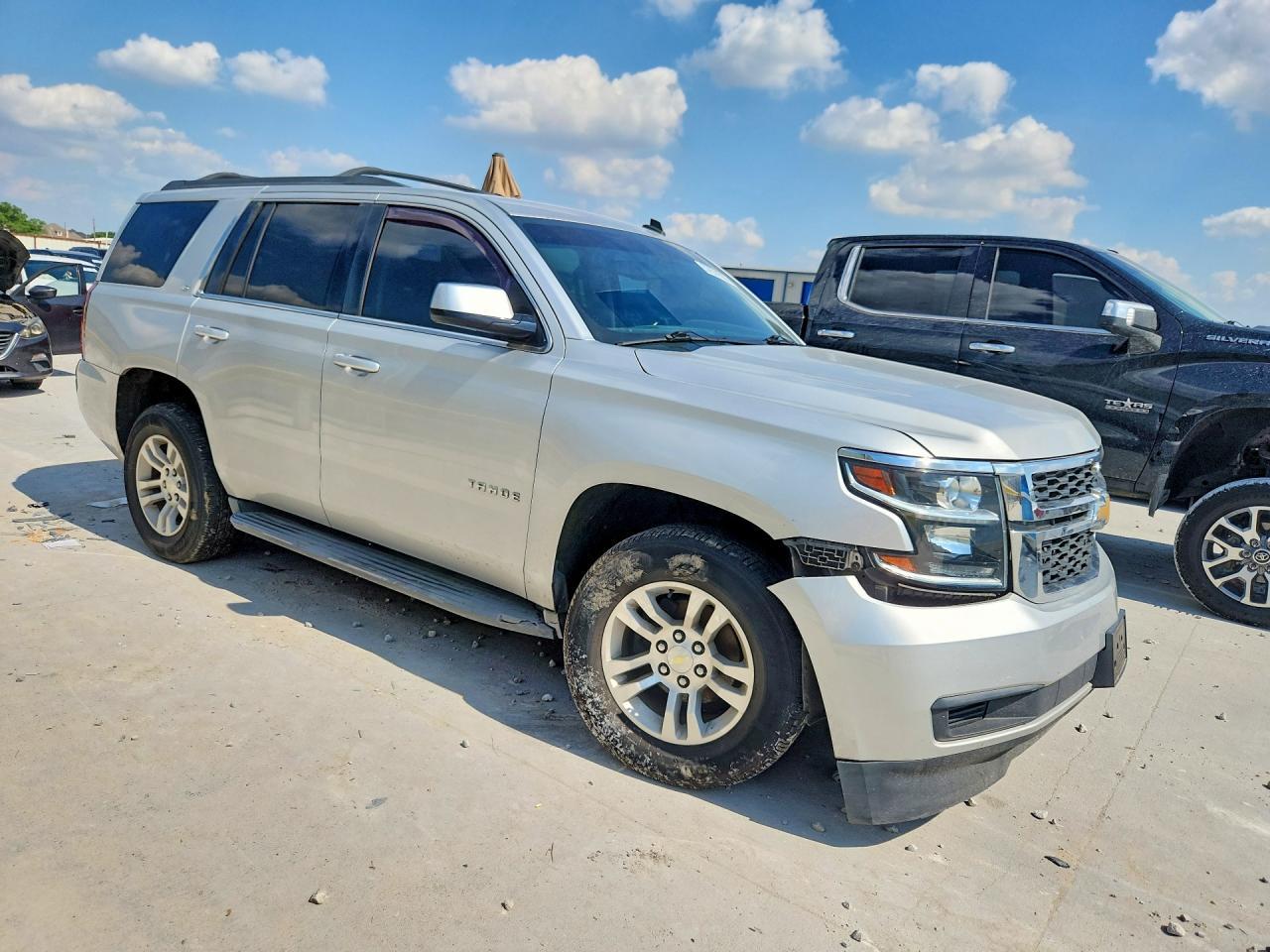 2015 Chevrolet Tahoe K1500 Ls - zdjęcie 4