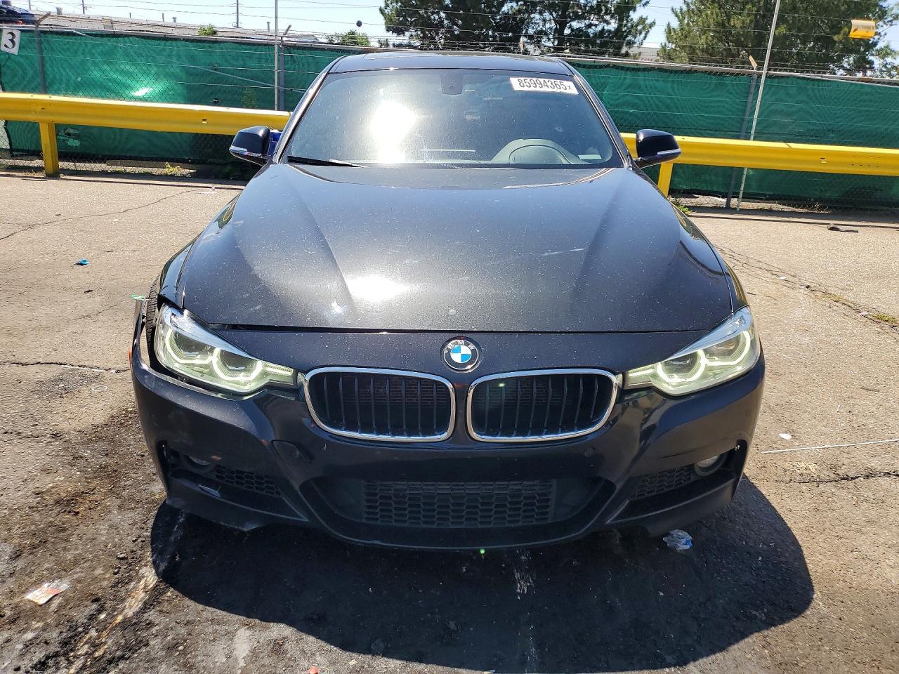 2016 BMW Seria 3 328i - zdjęcie 5
