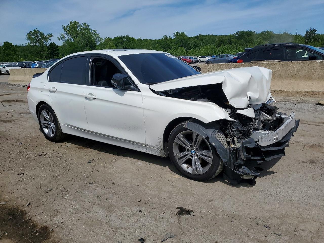 2016 BMW Seria 3 328i - zdjęcie 4