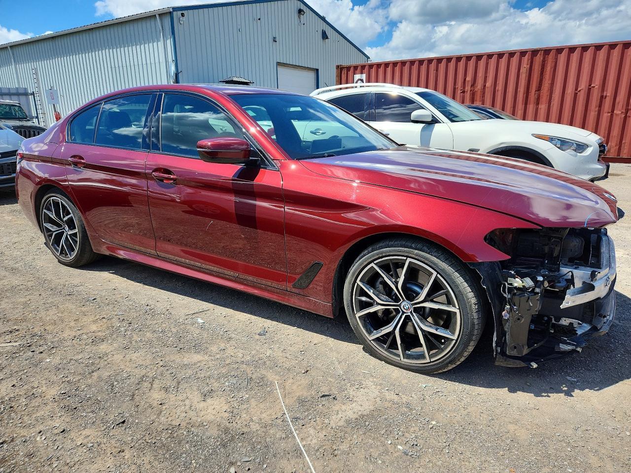 2022 BMW Seria 5 530i - zdjęcie 4
