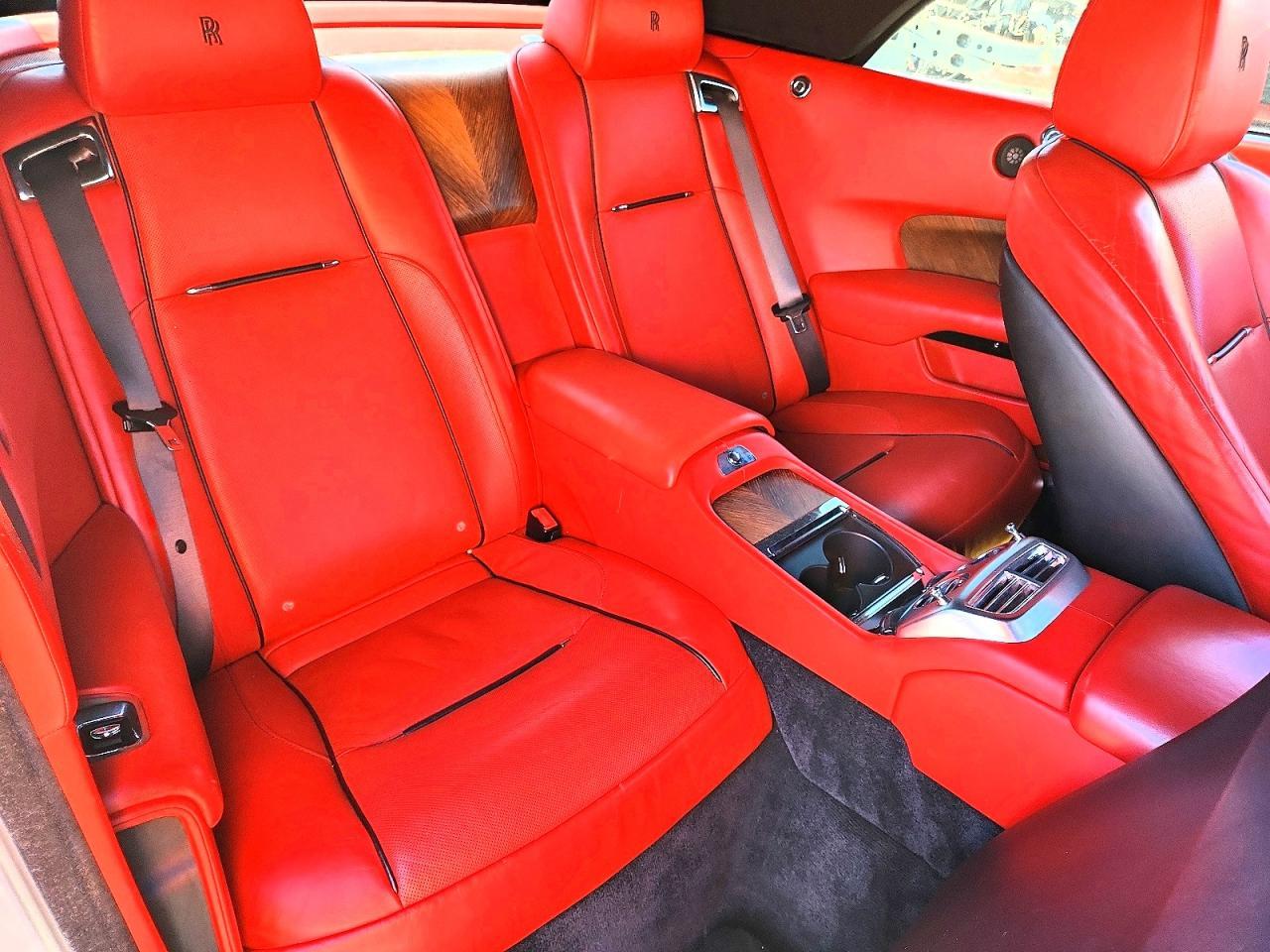 2016 Rolls-Royce Dawn - zdjęcie 10