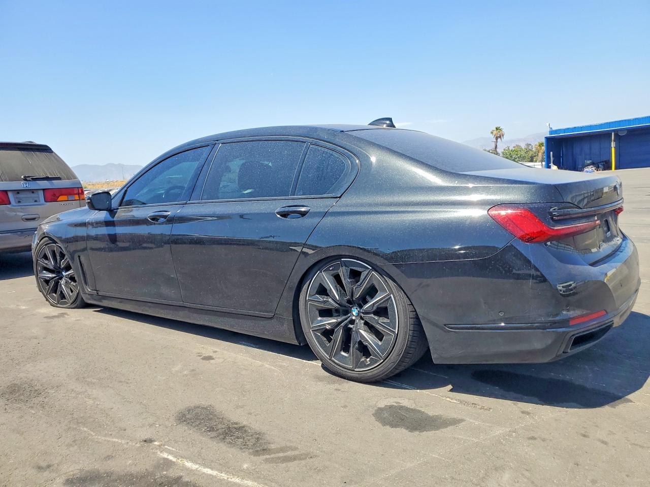 2020 BMW 740 I - zdjęcie 2