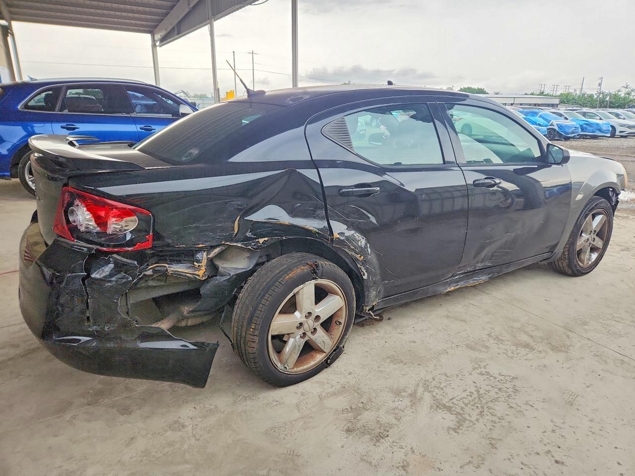 2014 Dodge Avenger Se - zdjęcie 3