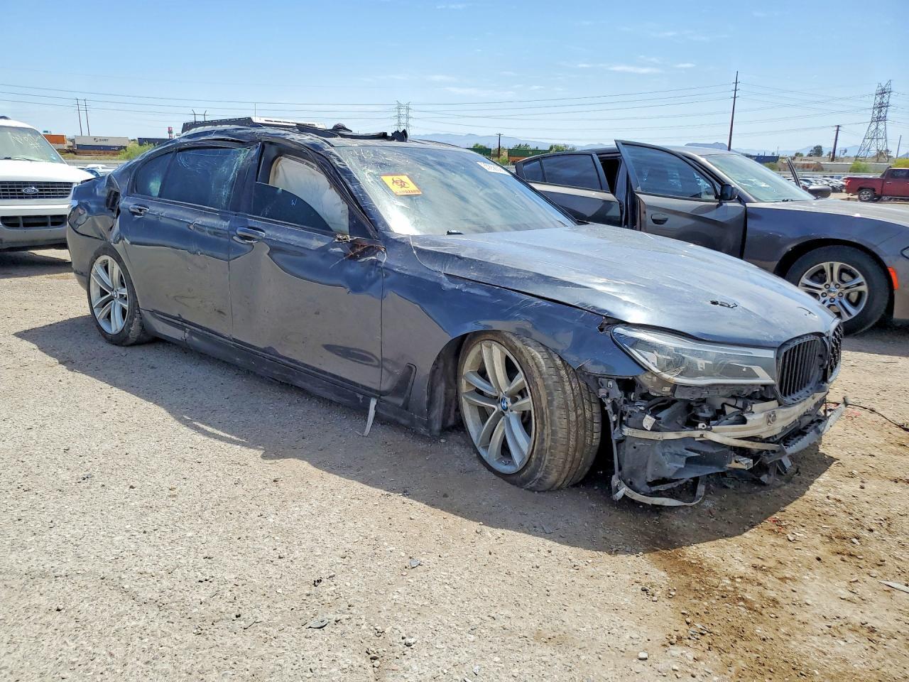 2016 BMW 750 Xi - zdjęcie 4