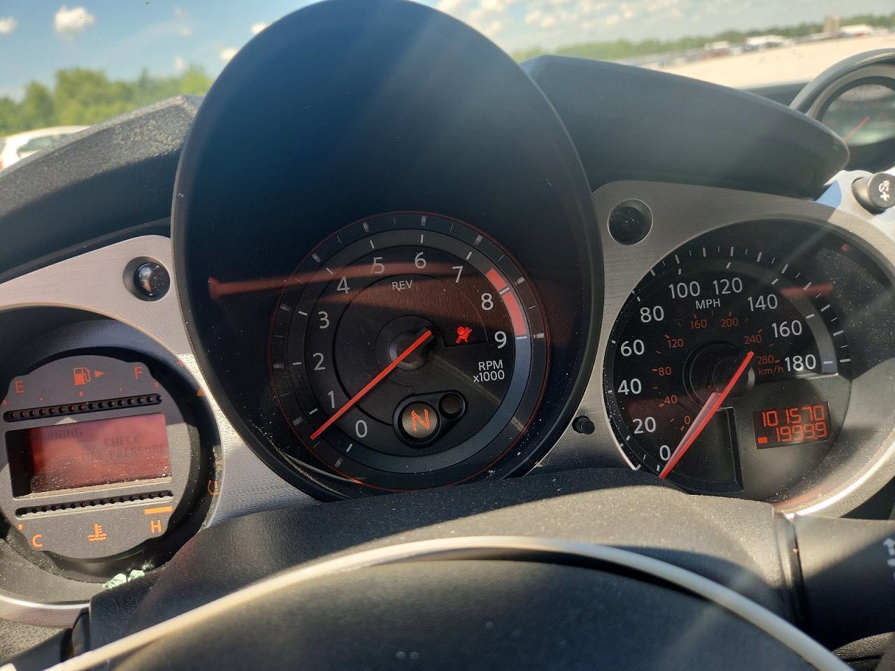 2015 Nissan 370Z Base - zdjęcie 9