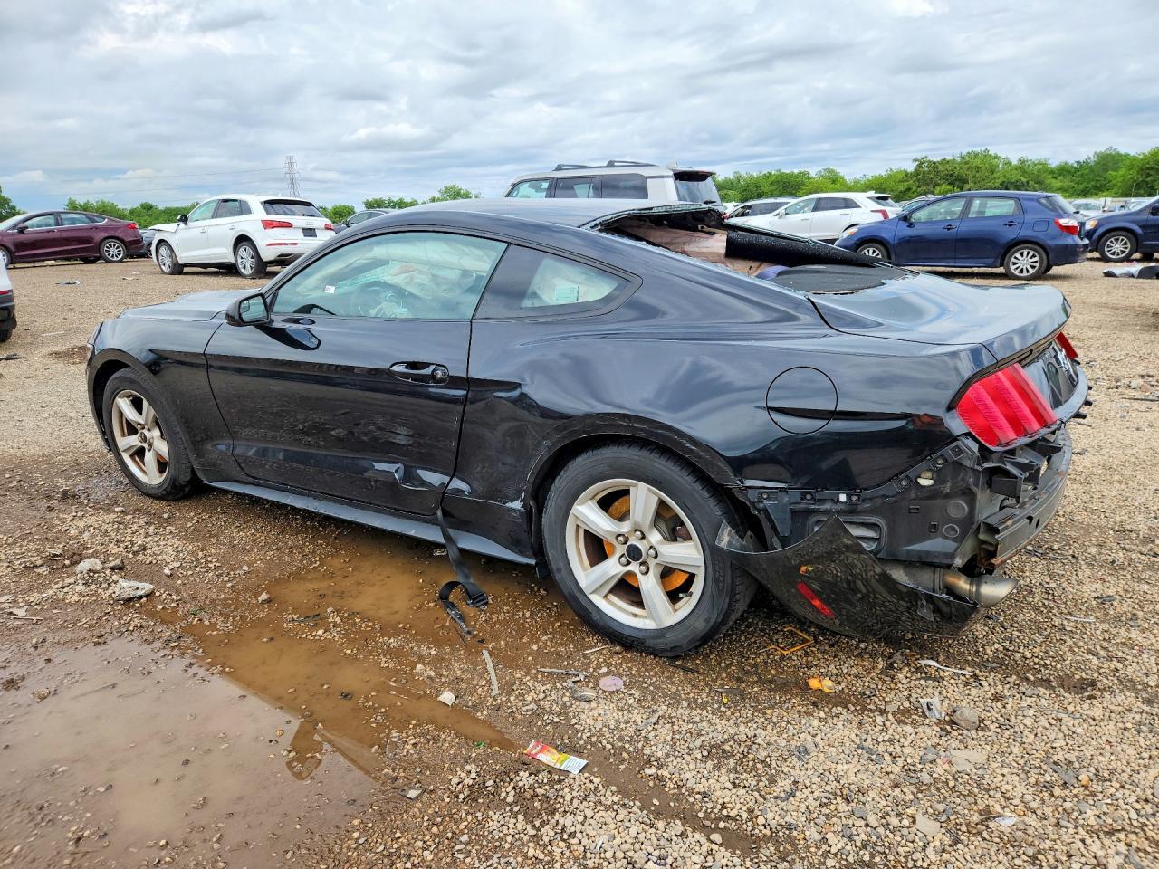 2016 Ford Mustang - zdjęcie 2