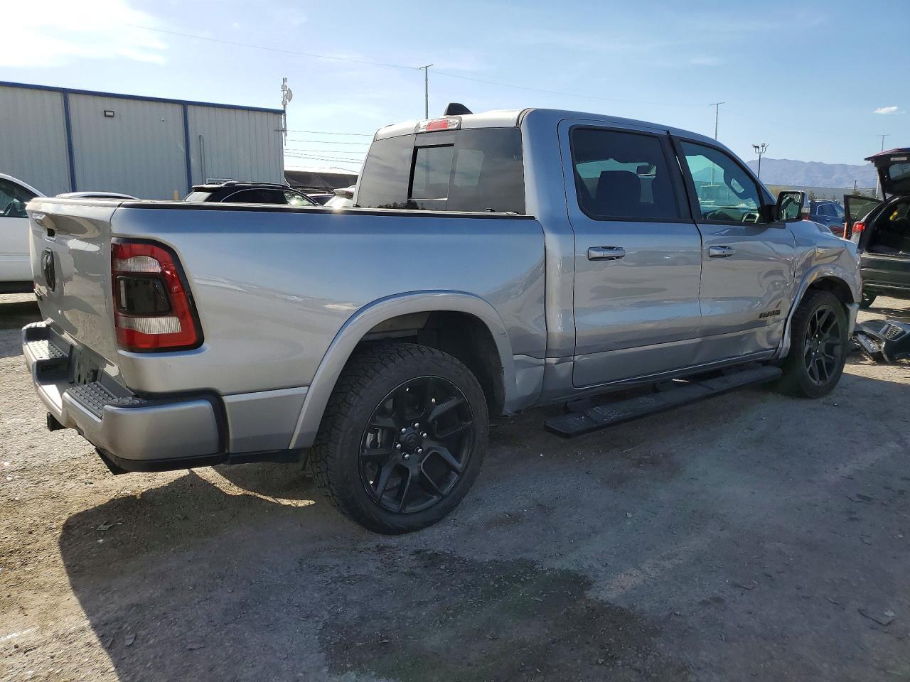 2020 Ram 1500 Laramie - zdjęcie 3