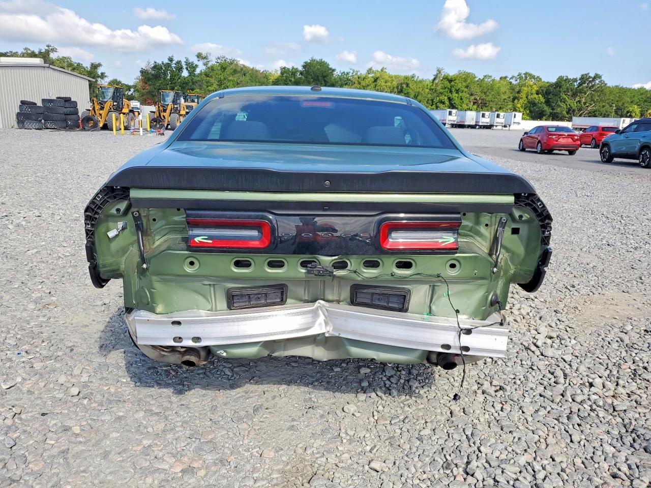 2023 Dodge Challenger Sxt - zdjęcie 6