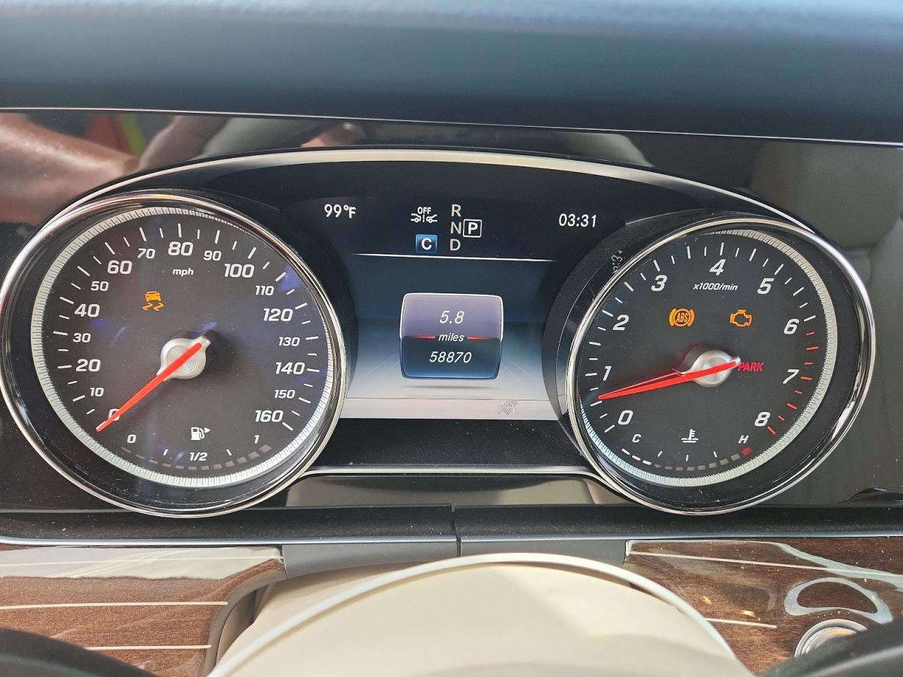 2018 Mercedes-Benz E 400 4Matic - zdjęcie 9