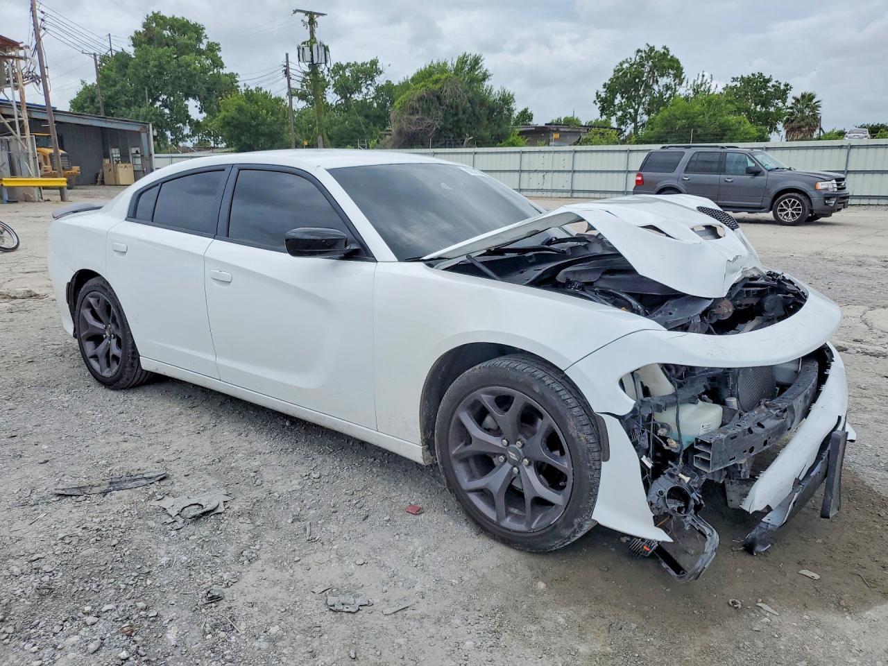 2019 Dodge Charger Sxt - zdjęcie 4