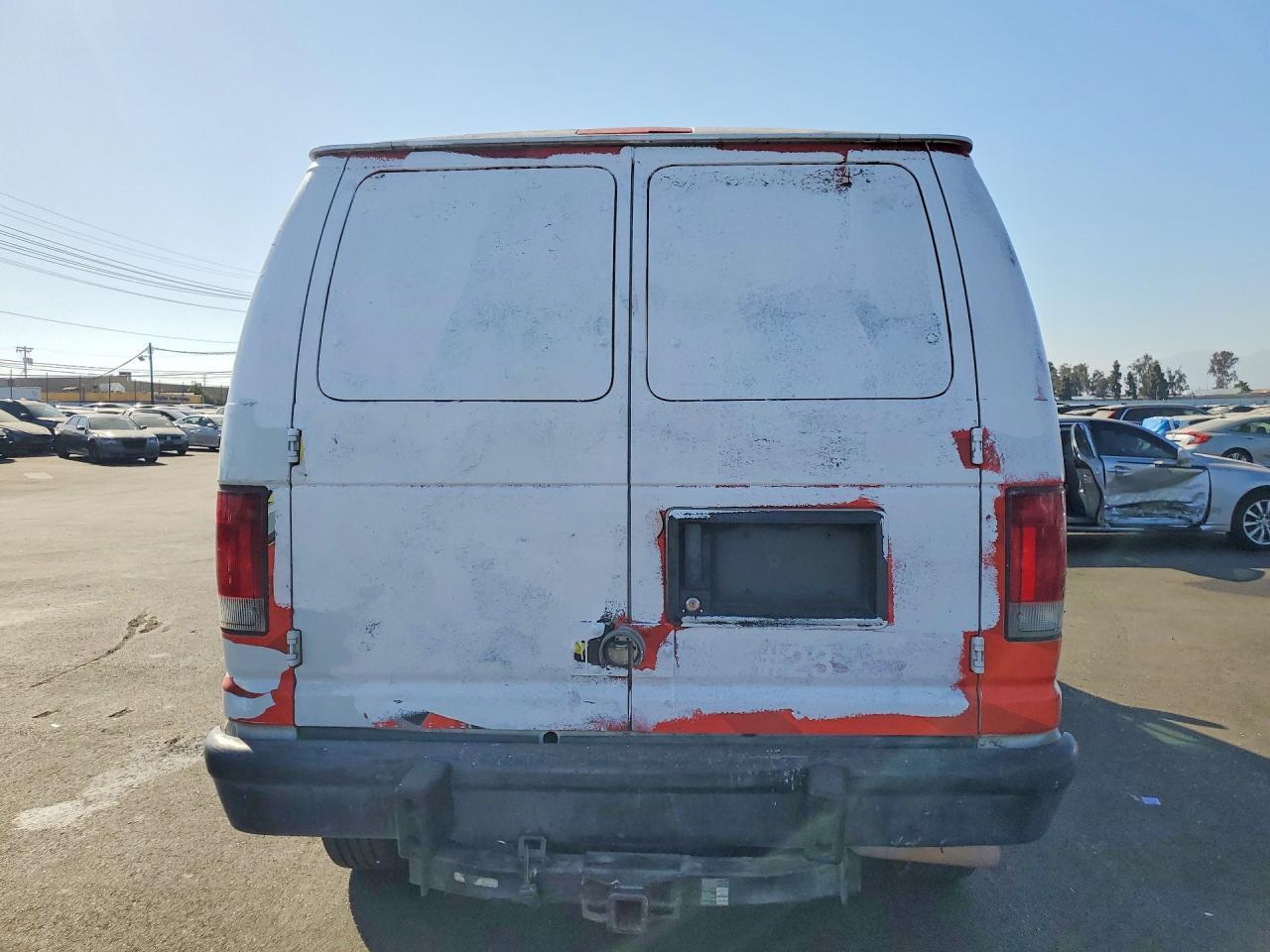 2013 Ford Econoline E250 Van - zdjęcie 6