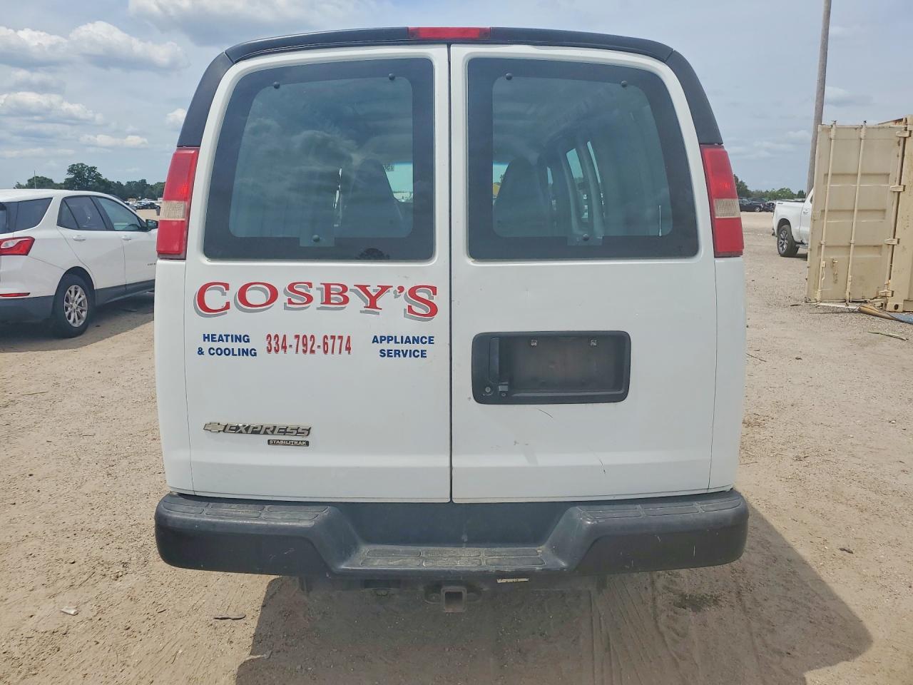 2016 Chevrolet Express G2500 - zdjęcie 6