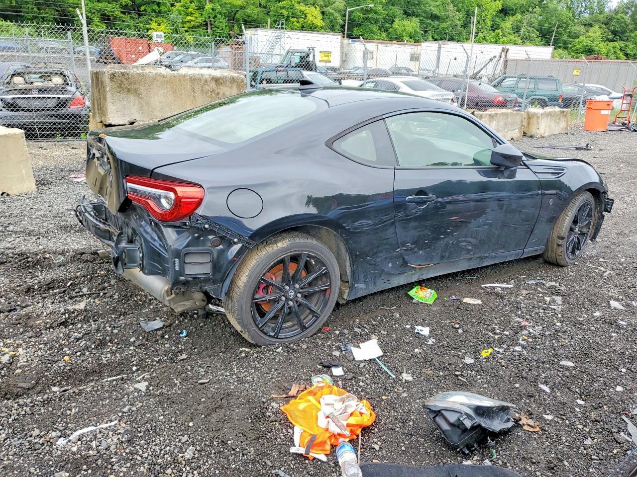 2017 Toyota 86 Base - zdjęcie 3