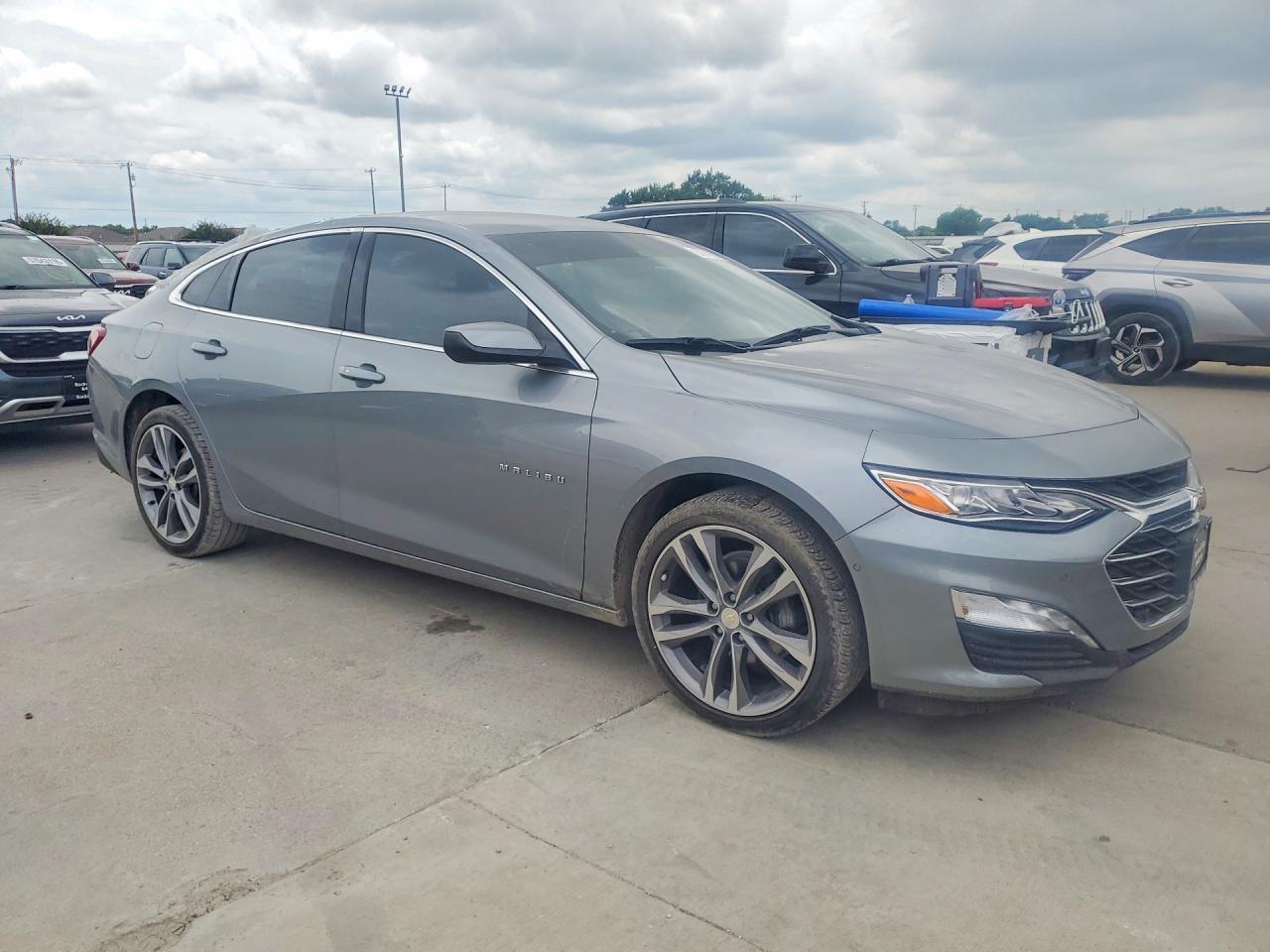 2023 Chevrolet Malibu Premier - zdjęcie 4